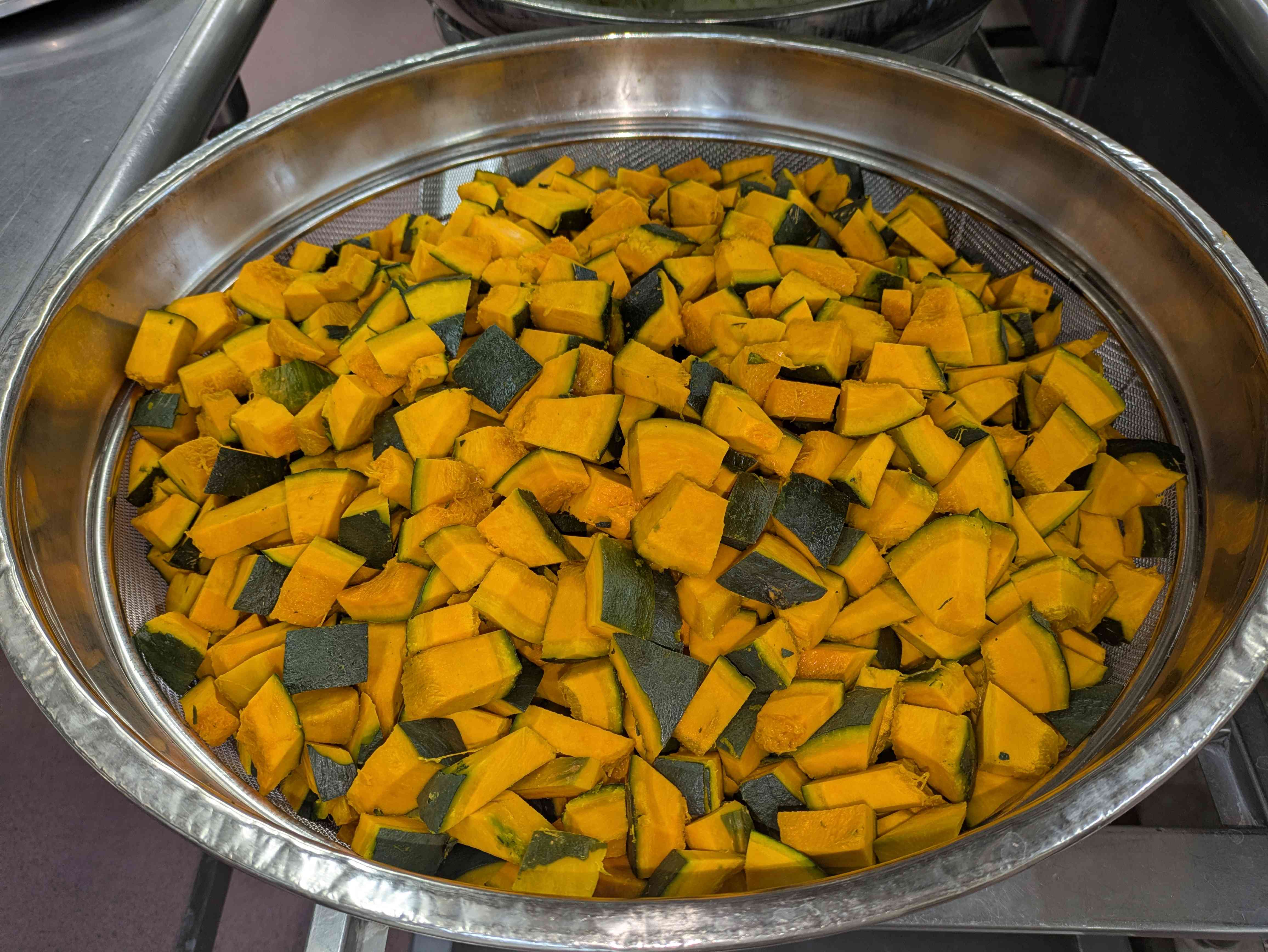 PXL_20251031_020210411