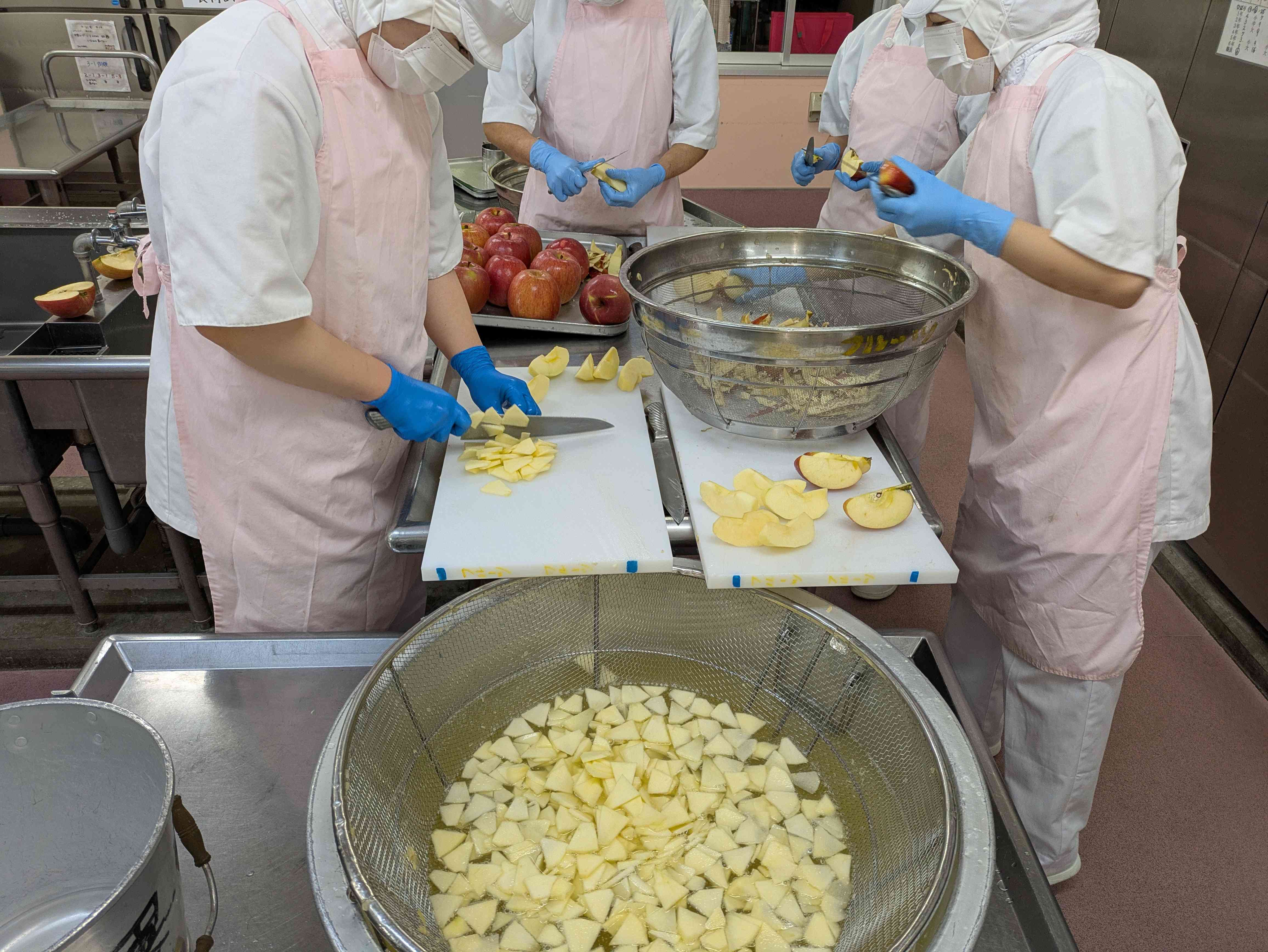 PXL_20251121_004911743