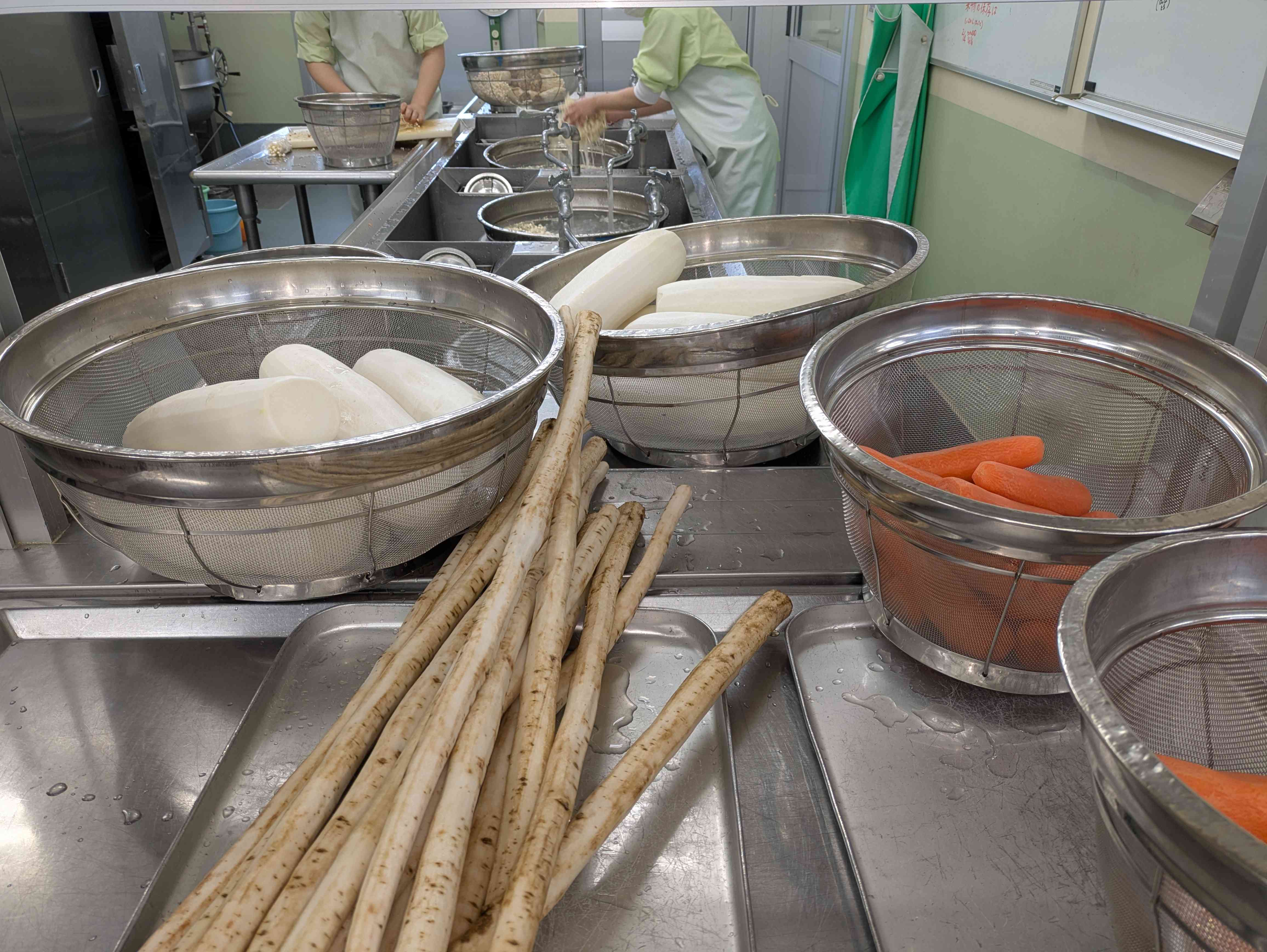 PXL_20251125_004052999