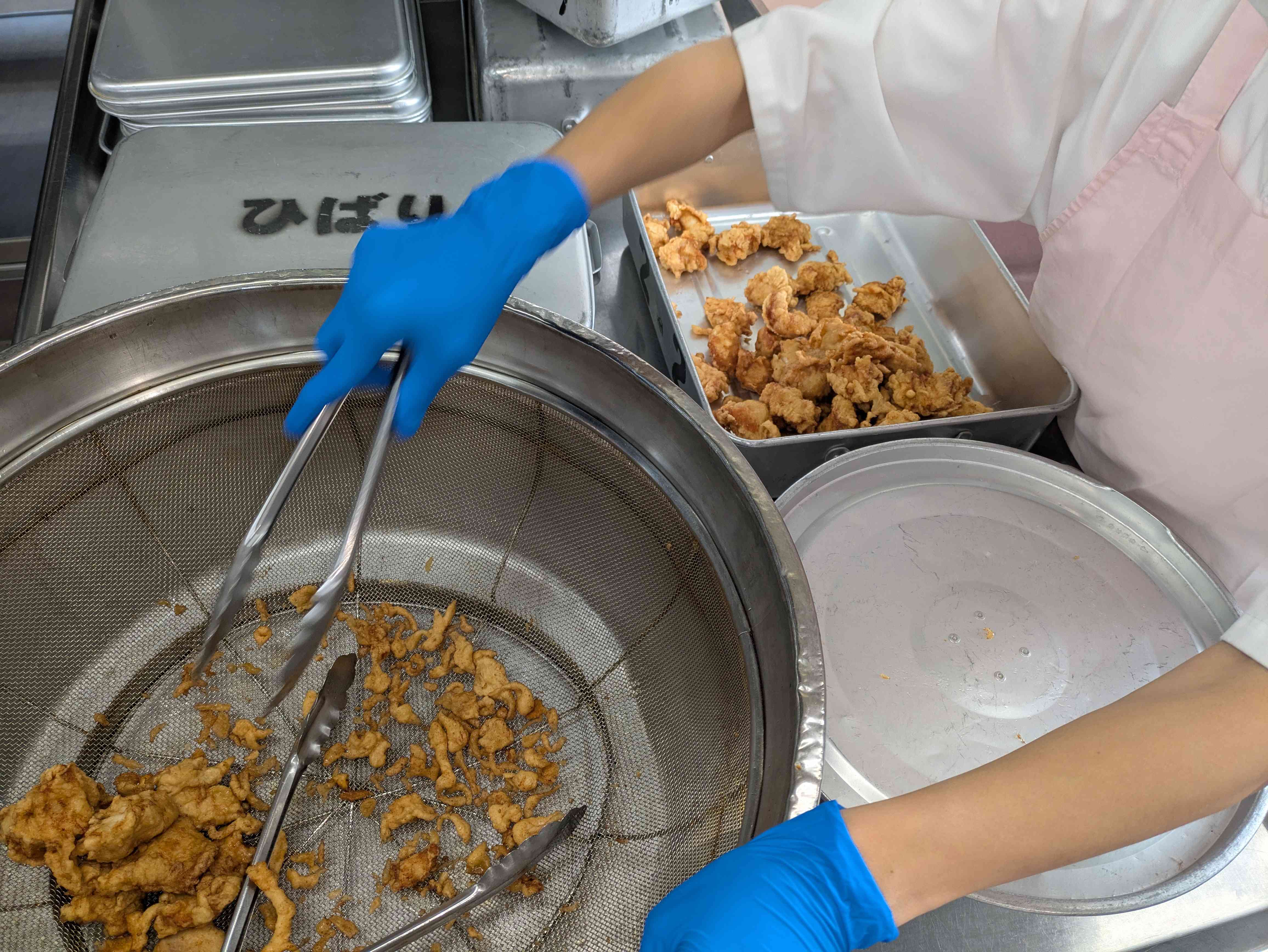 PXL_20251128_015508627