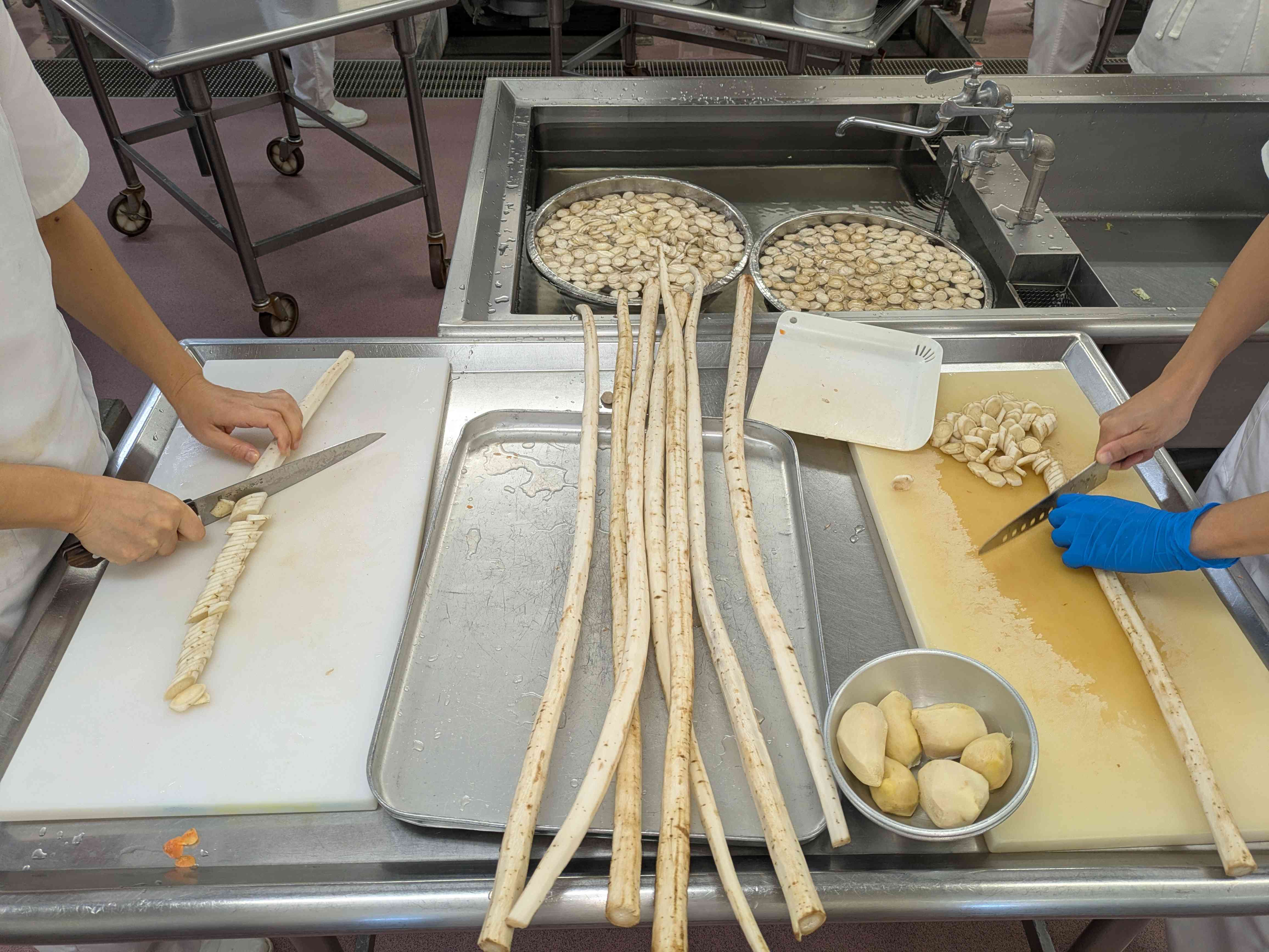 PXL_20251204_005345796