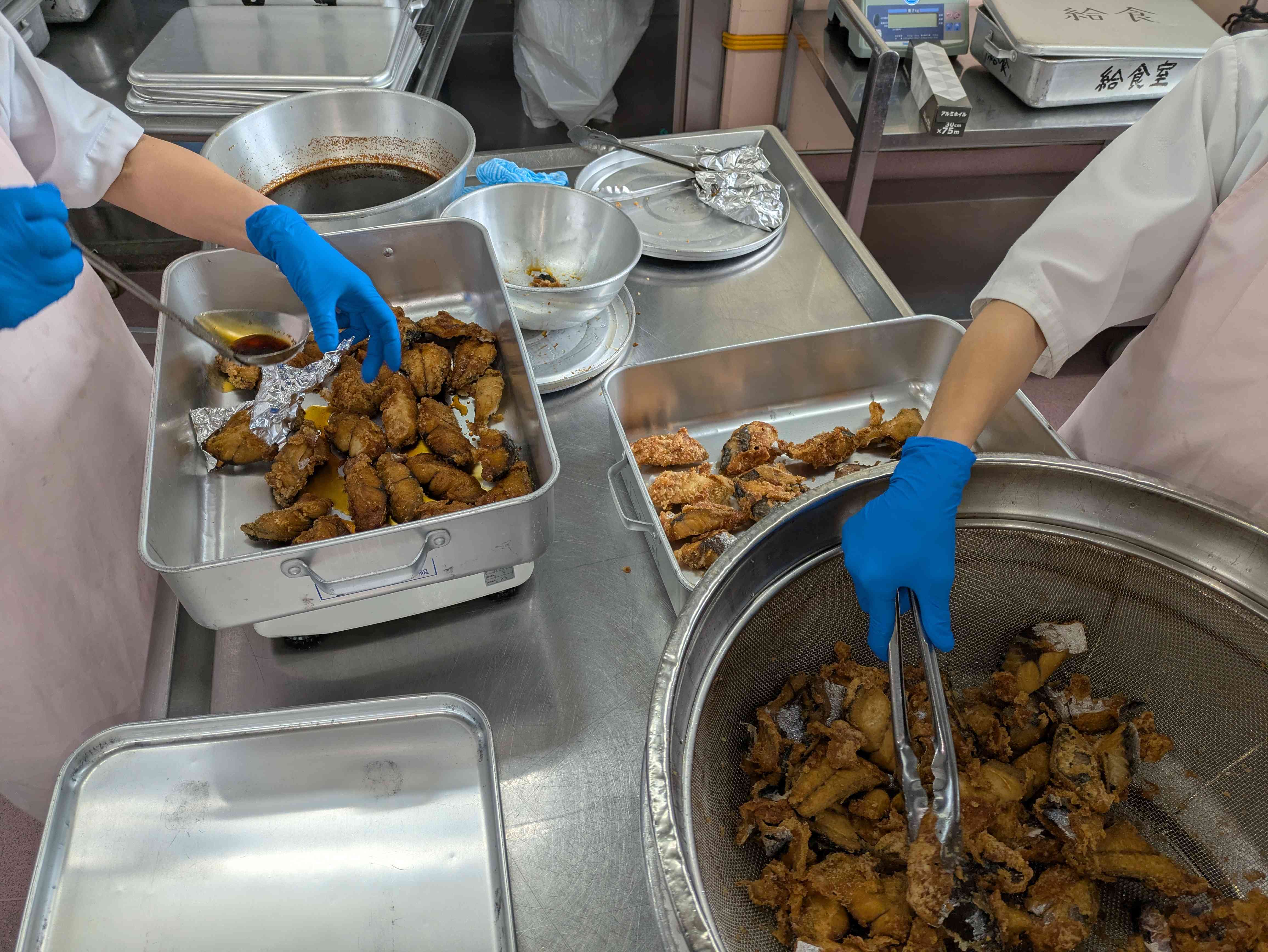 PXL_20251208_021630394